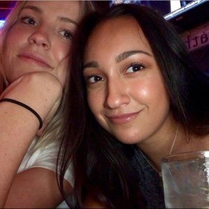 Meet your Posher, Rebecca